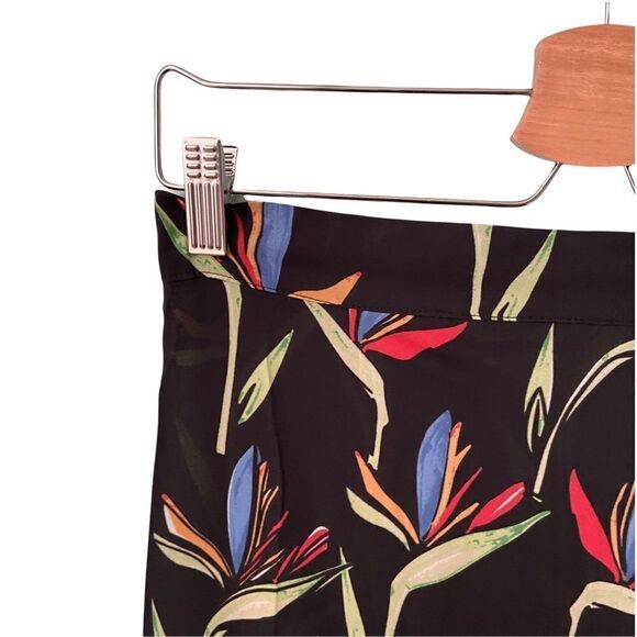 NEW Olivaceous Boho Floral Flowy Maxi Skirt in Size Medium - Picture 6 of 11